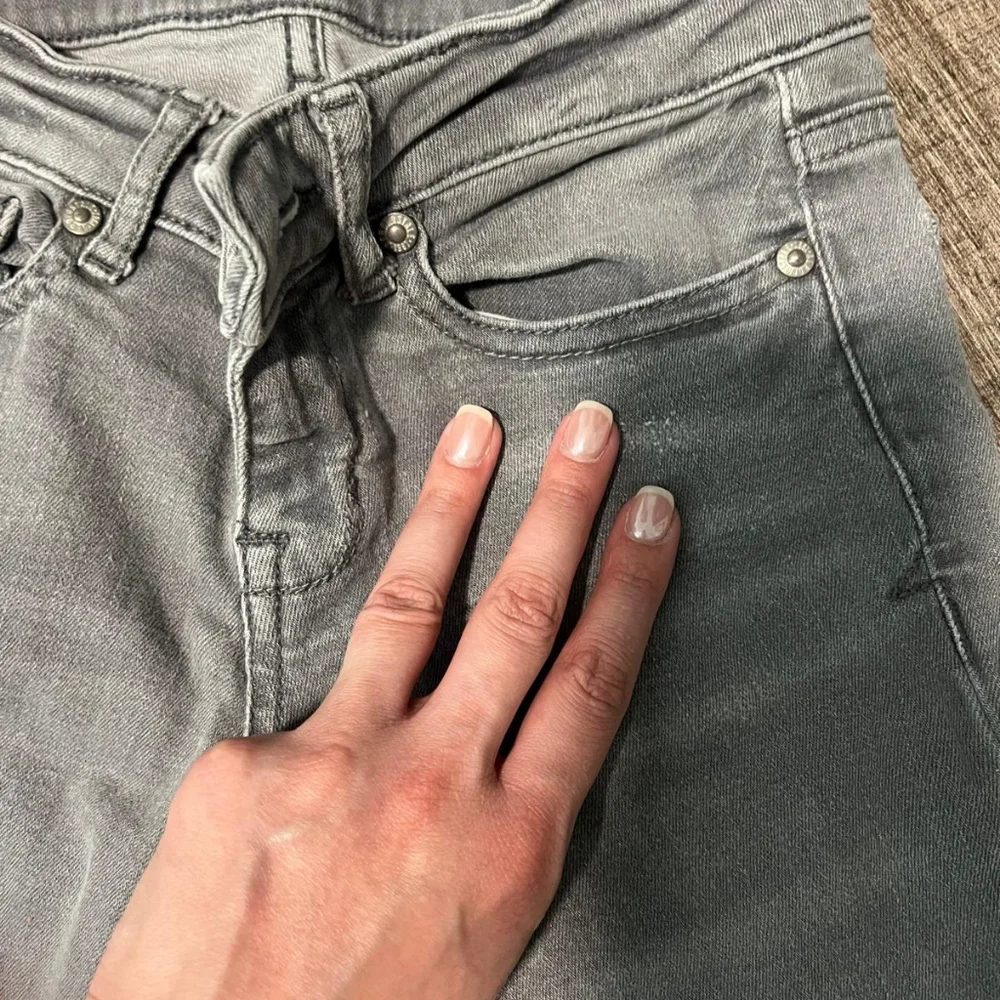 Jeans - Picture 3 of 4